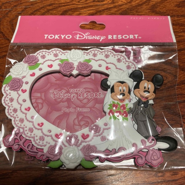 Disney(ディズニー)のTDR  ミキミニ　フォトフレームマグネット　ウエディング　ハート　新品 エンタメ/ホビーのおもちゃ/ぬいぐるみ(キャラクターグッズ)の商品写真