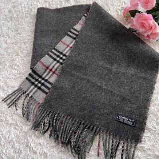 バーバリー(BURBERRY)の【極美品】バーバリー　カシミヤ100% マフラー　リバーシブル　希少デザイン(マフラー/ショール)