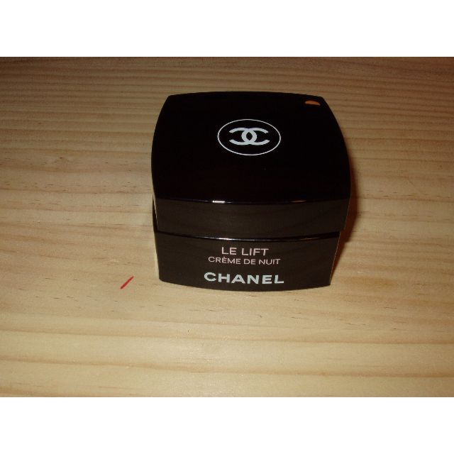 CHANEL シャネル ル リフト クレーム ドゥ ニュイ