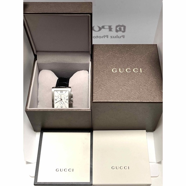 Gucci(グッチ)の超美品　GUCCI グッチ　クロノグラフ　電池&ベルト新品交換済み　メンズ腕時計 メンズの時計(腕時計(アナログ))の商品写真