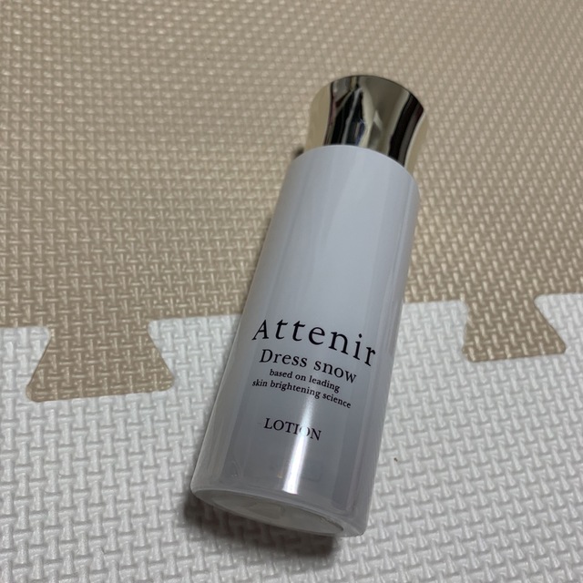 Attenir(アテニア)のアテニア　ドレススノー　75ml コスメ/美容のスキンケア/基礎化粧品(化粧水/ローション)の商品写真