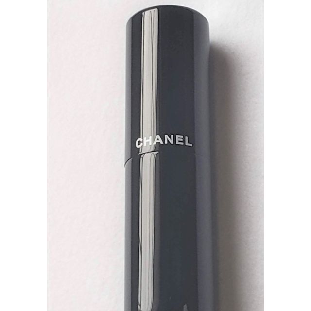 ★即日発送　CHANELのロゴが入ったアトマイザー コスメ/美容の香水(その他)の商品写真