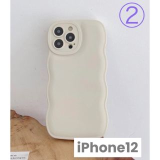 iPhone12 ホワイト　スマホケース　ウェーブ　白　スマホカバー　韓国(iPhoneケース)