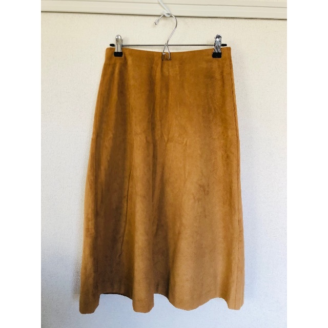 UNIQLO(ユニクロ)の【ユニクロ】UNIQLO スエード スカート ロングスカート レディースのスカート(ロングスカート)の商品写真
