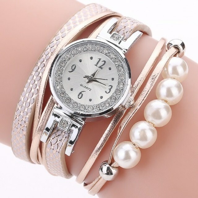 レディースブレスレット腕時計　ＰＵレザー　パール★女性　真珠ベージュ　可愛い レディースのファッション小物(腕時計)の商品写真