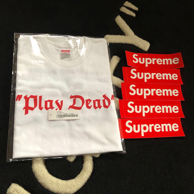 Supreme Play Dead Tee シュプリーム プレイ デッド M - Tシャツ