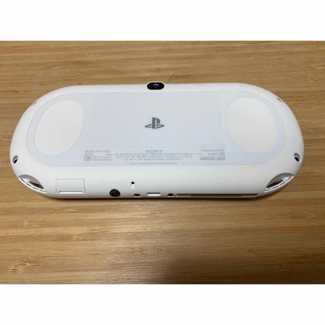 PlayStation Vita  PCH-2000 +メモリーカード8GB 1