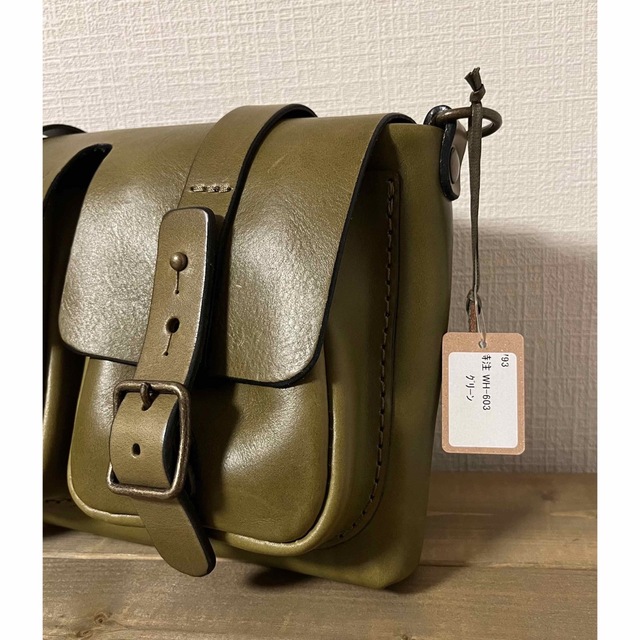 HERZ - 未使用保管 傷あり HERZ ヒコーキのりショルダーバッグ HERZ - 未使用保管 傷あり HERZ ヒコーキのりショルダーバッグ