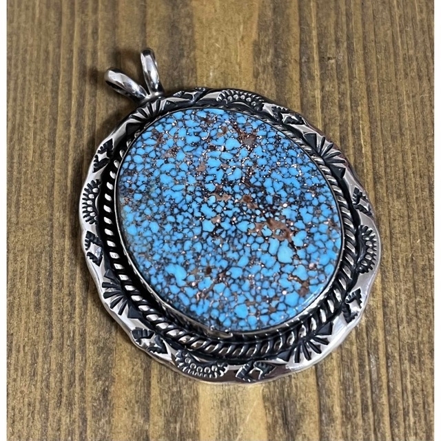 存在感抜群 ターコイズペンダント インディアンジュエリー navajo
