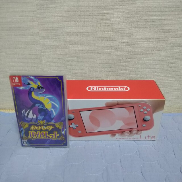 新品　ニンテンドースイッチライト本体　コーラル