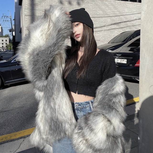 melt the lady  oversize fur jacket  ブラック