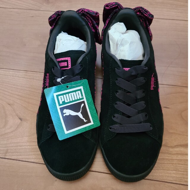 PUMA(プーマ)の最終！早い者勝ち！プーマ＆バービーコラボ　スニーカー21センチ キッズ/ベビー/マタニティのキッズ靴/シューズ(15cm~)(スニーカー)の商品写真