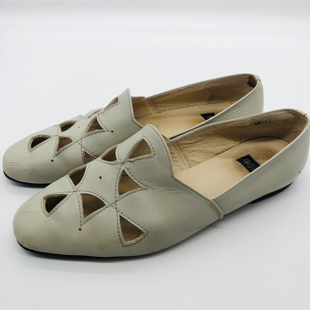 卑弥呼(ヒミコ)の卑弥呼のベージュのパンプスです。 レディースの靴/シューズ(ハイヒール/パンプス)の商品写真