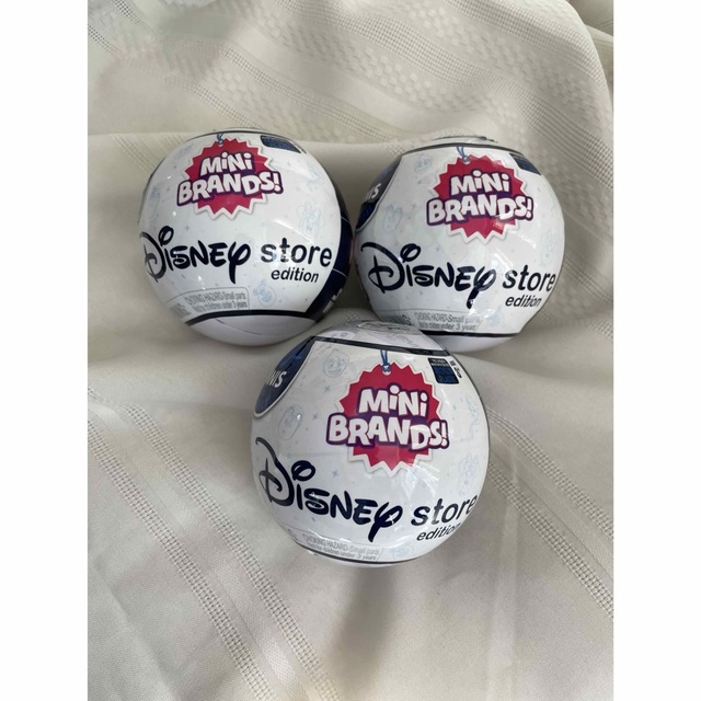 ディズニー ミニブランズ MiNi BRANDS Disney store3点  エンタメ/ホビーのおもちゃ/ぬいぐるみ(キャラクターグッズ)の商品写真