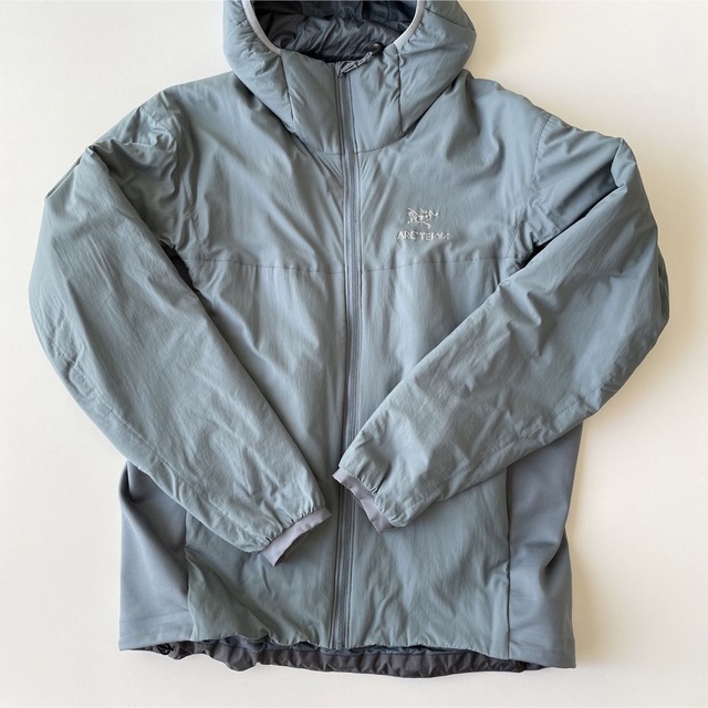 ARC'TERYX(アークテリクス)のアークテリクスAtom LT Hoody アトム LT フーディ メンズのジャケット/アウター(マウンテンパーカー)の商品写真