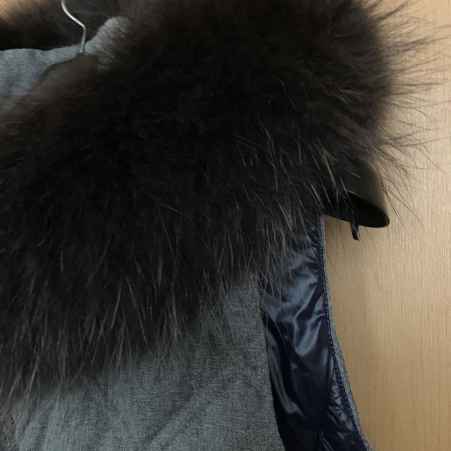新品【 S13 NEWYORK 】ファー付きダウンベスト シルバー 【限定販