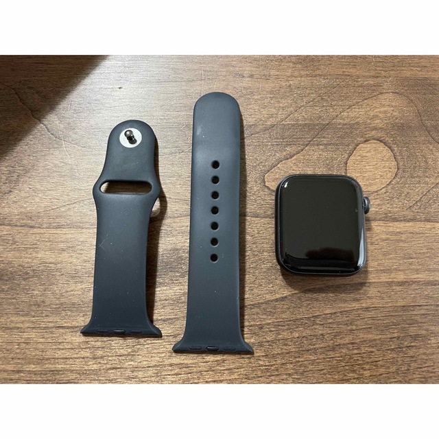 Apple Watch(アップルウォッチ)のApple Watch SE スマホ/家電/カメラのスマホ/家電/カメラ その他(その他)の商品写真