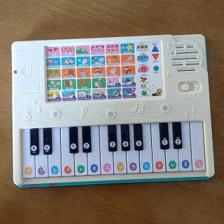 【たまひよ】楽器あそび絵本　だいすきピアノえほん(楽器のおもちゃ)