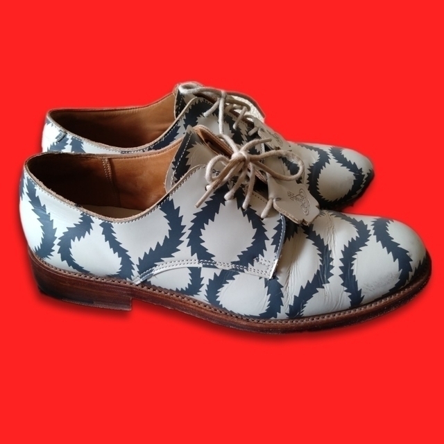 Vivienne Westwood(ヴィヴィアンウエストウッド)のviviennewestwood✕GRENSONスクイグルブーツ レディースの靴/シューズ(ブーツ)の商品写真