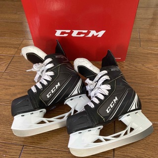 CCM - アイスホッケー スケート靴 18cm の通販 by komachi｜シー