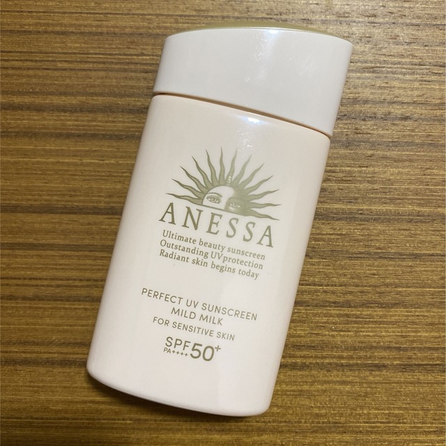 ANESSA(アネッサ)のANESSA アネッサパーフェクトUV マイルドミルク コスメ/美容のボディケア(日焼け止め/サンオイル)の商品写真