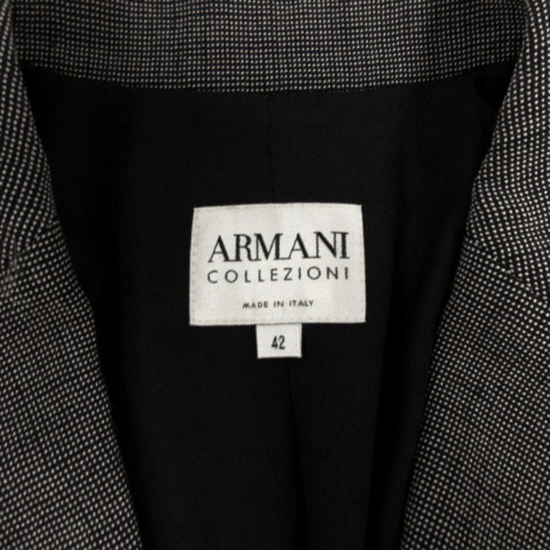 ARMANI COLLEZIONI(アルマーニ コレツィオーニ)のARMANI COLLEZIONI ジャケット 伊製 バーズアイ柄 紺 白 42 レディースのジャケット/アウター(その他)の商品写真