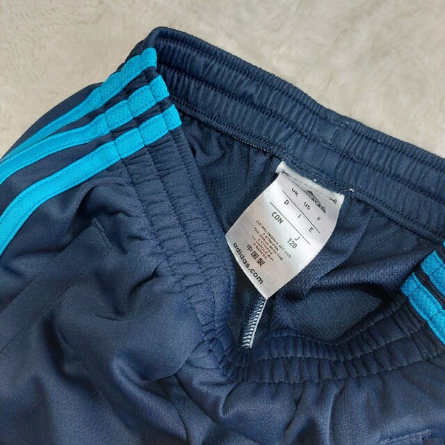 adidas(アディダス)のｱﾃﾞｨﾀﾞｽ キッズ/ベビー/マタニティのキッズ服男の子用(90cm~)(パンツ/スパッツ)の商品写真