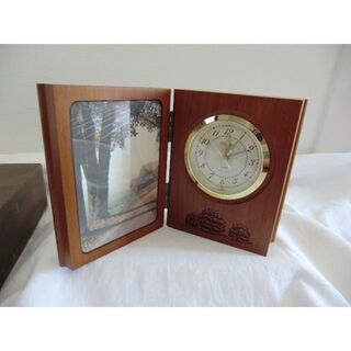 シチズン(CITIZEN)のCITIZEN ブッククロックWR560-C06　フォトフレーム 付き置き時計(置時計)