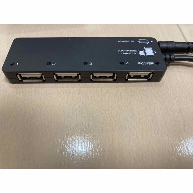 ELECOM(エレコム)のスマホ タブレット USBハブ ELECOM 4ポート microB スマホ/家電/カメラのPC/タブレット(PC周辺機器)の商品写真