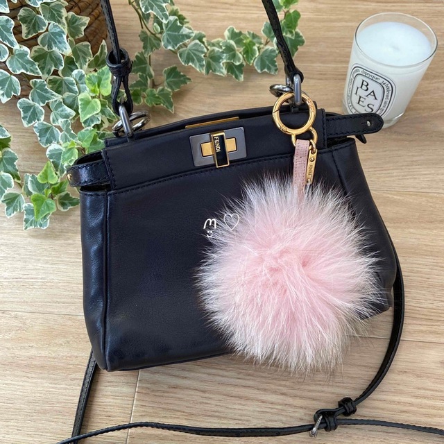 FENDI - FENDI フェンディ ポンポンファーチャーム バッグチャーム