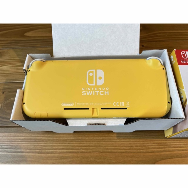 Nintendo Switch(ニンテンドースイッチ)のNintendo Switch Lite エンタメ/ホビーのゲームソフト/ゲーム機本体(家庭用ゲーム機本体)の商品写真