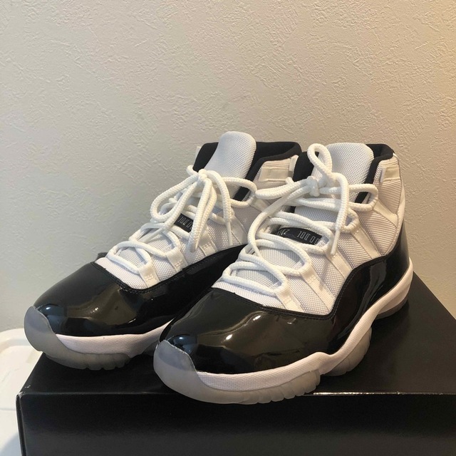 AIR JORDAN 11 RETRO コンコルドスニーカー