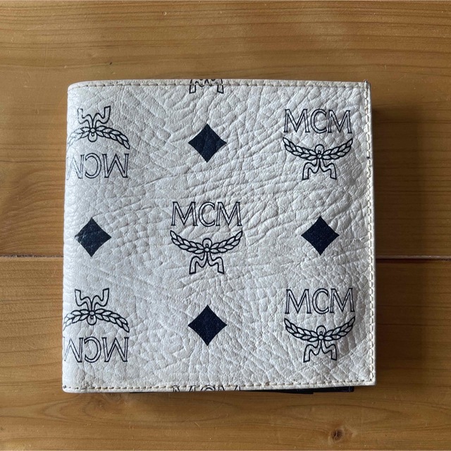 MCM 二つ折り財布