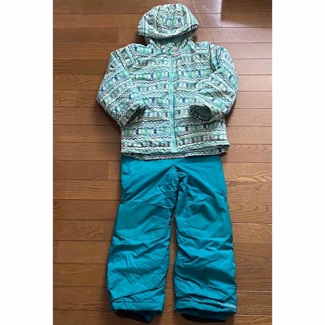 Columbia(コロンビア)のColumbia キッズ/ベビー/マタニティのキッズ服女の子用(90cm~)(ジャケット/上着)の商品写真