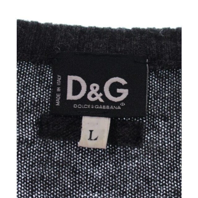 D&G(ディーアンドジー)のD&G ディー＆ジー ニット・セーター L グレーx赤x黒 【古着】【中古】 メンズのトップス(ニット/セーター)の商品写真