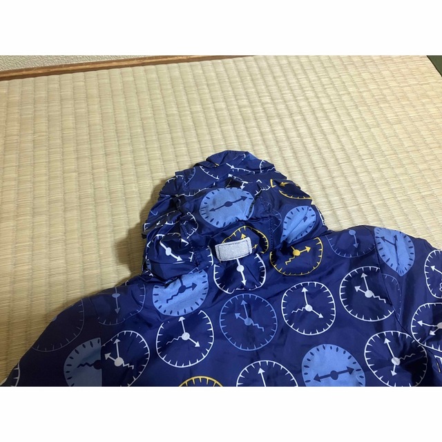 futafuta(フタフタ)のフタフタ ウィンドブレーカー 時計柄 紺色 90 キッズ/ベビー/マタニティのキッズ服男の子用(90cm~)(ジャケット/上着)の商品写真
