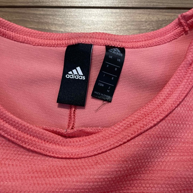 adidas(アディダス)のadidas Ｔシャツ メンズのトップス(Tシャツ/カットソー(半袖/袖なし))の商品写真