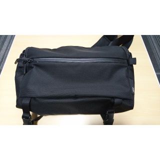 エアー(AER)のTravel Sling Black AER21005(ビジネスバッグ)