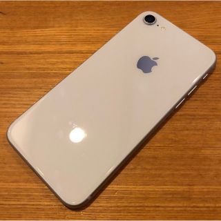 アイフォーン(iPhone)の今日だけ値下げ！バッテリー100%！iPhone8 64GB シルバー(スマートフォン本体)