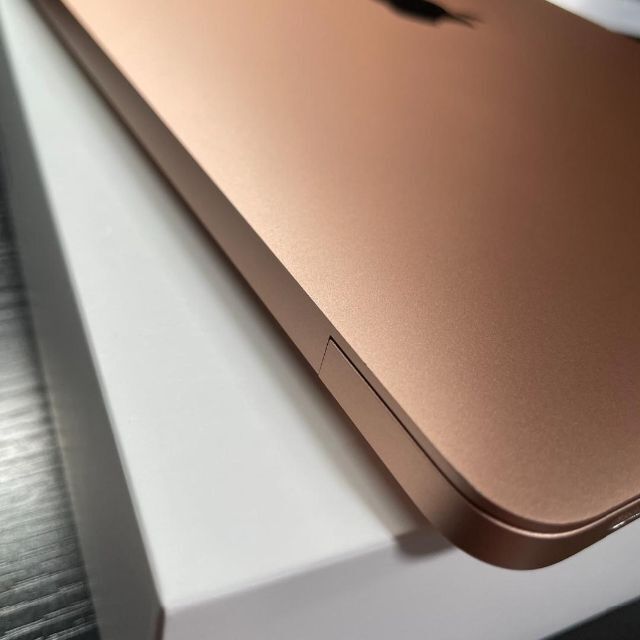 Apple(アップル)の【12/5まで】M1 MacBook Air ゴールド メモリ16GB スマホ/家電/カメラのPC/タブレット(ノートPC)の商品写真