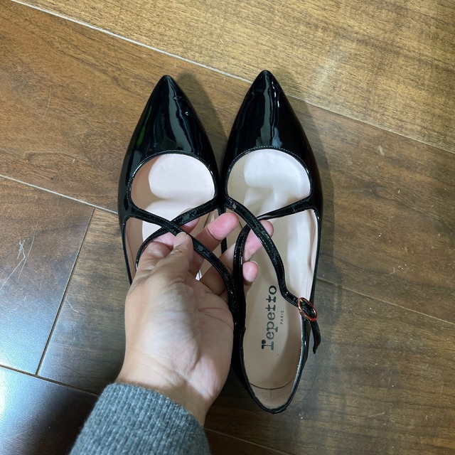 repetto - megu7872様専用repetto エナメル ブラックパンプス 38の通販