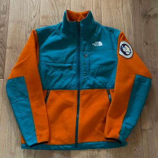 THE NORTH FACE(ナイロンジャケット ・ オレンジ/橙色系)の THE NORTH FACE(ナイロンジャケット ・ オレンジ/橙色系)の