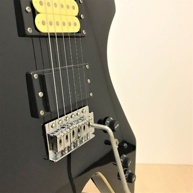 Flavor フレーバー ワーロックタイプ 黒 楽器のギター(エレキギター)の商品写真