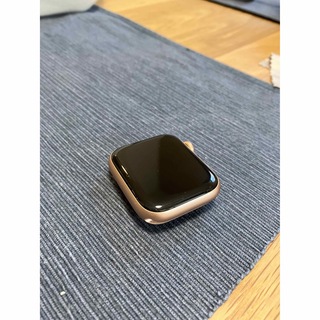 アップルウォッチ(Apple Watch)の【専用】Apple Watch SE 44ミリ（GPS+セルラー）(腕時計(デジタル))