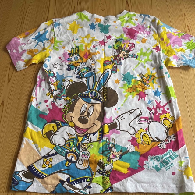 Disney(ディズニー)の値下げ　Tokyo Disney Resort イースターTシャツ　Mサイズ レディースのトップス(Tシャツ(半袖/袖なし))の商品写真