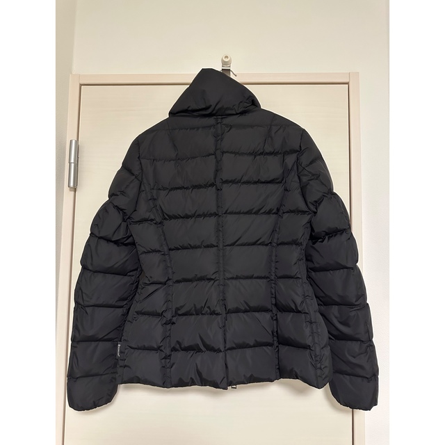 モンクレール　MONCLER ブラック　ダウン 1