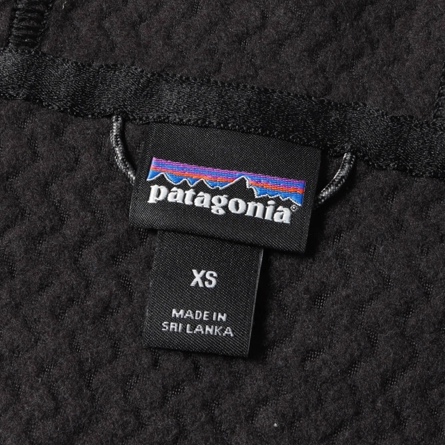 patagonia(パタゴニア)のPatagonia パタゴニア パーカー R1 フリース エア フルジップ フーディー R1 Air Full Zip Hoody 20AW ブラック(BLK) 黒 XS トップス アウトドア カジュアル キャンプ【メンズ】【中古】 メンズのトップス(パーカー)の商品写真