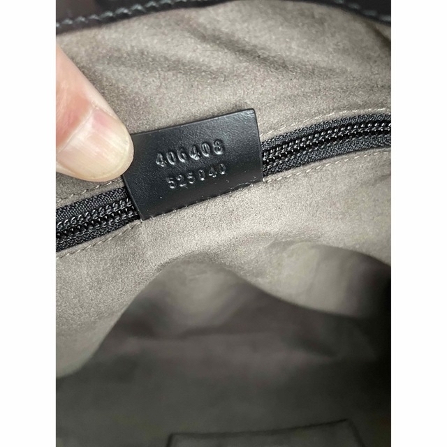 Gucci(グッチ)の『瑠莉様専用』美品！GUCCIショルダーバック/GGメッセンジャーバック（黒） メンズのバッグ(ショルダーバッグ)の商品写真