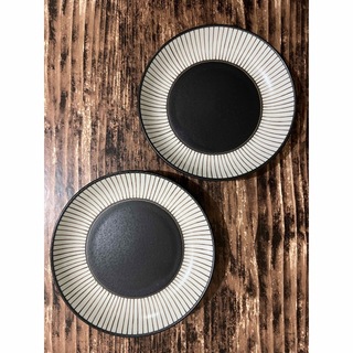 黒十草 16cm 小皿 2枚 和食器 美濃焼 オシャレ 磁器 カフェ風(食器)
