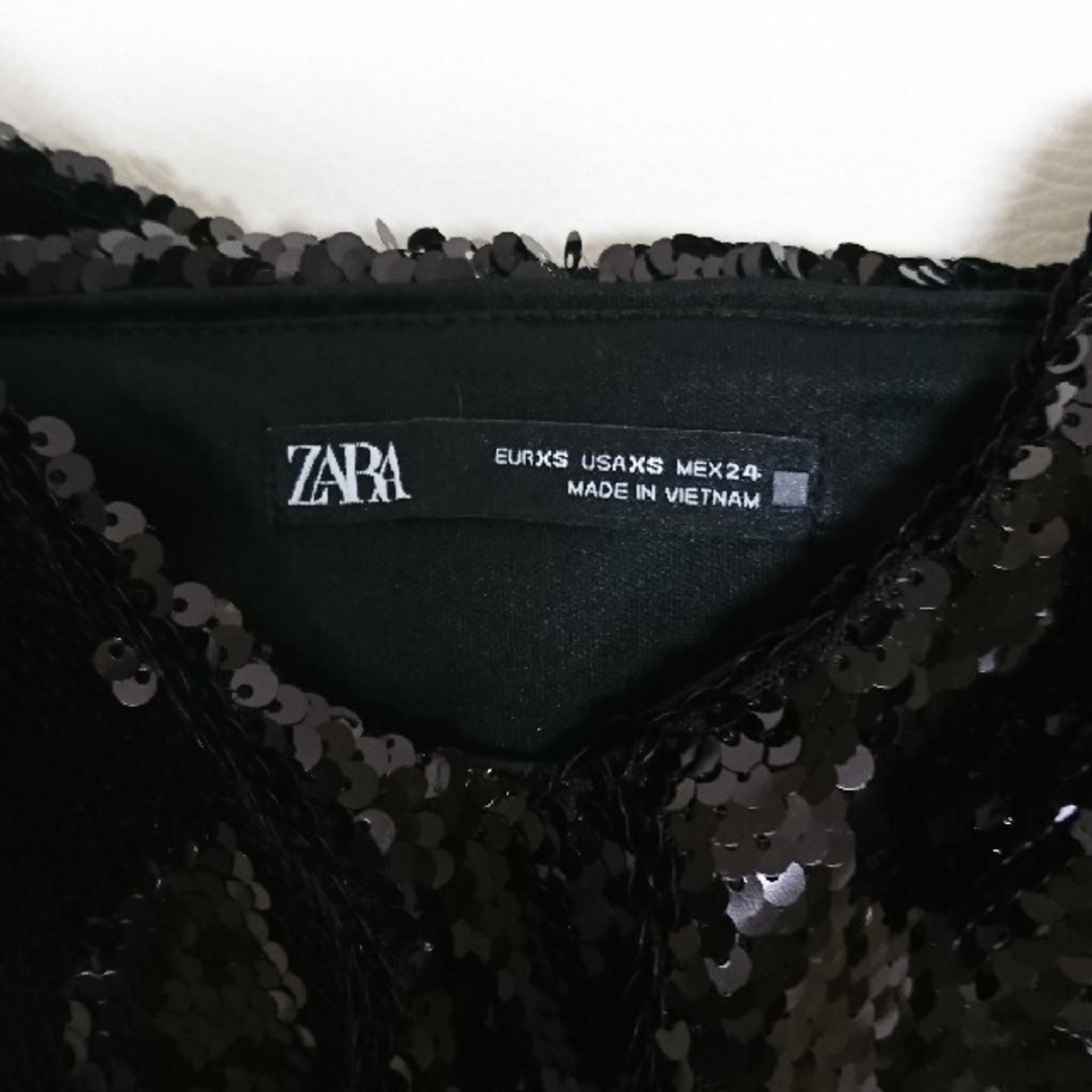 ZARA(ザラ)のZARAスパンコールワンピース XS レディースのワンピース(ミニワンピース)の商品写真